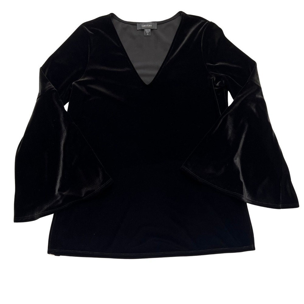 Karen Kane Women's Black Long Bell Sleeve V-Neck Velvet Top Sz Small